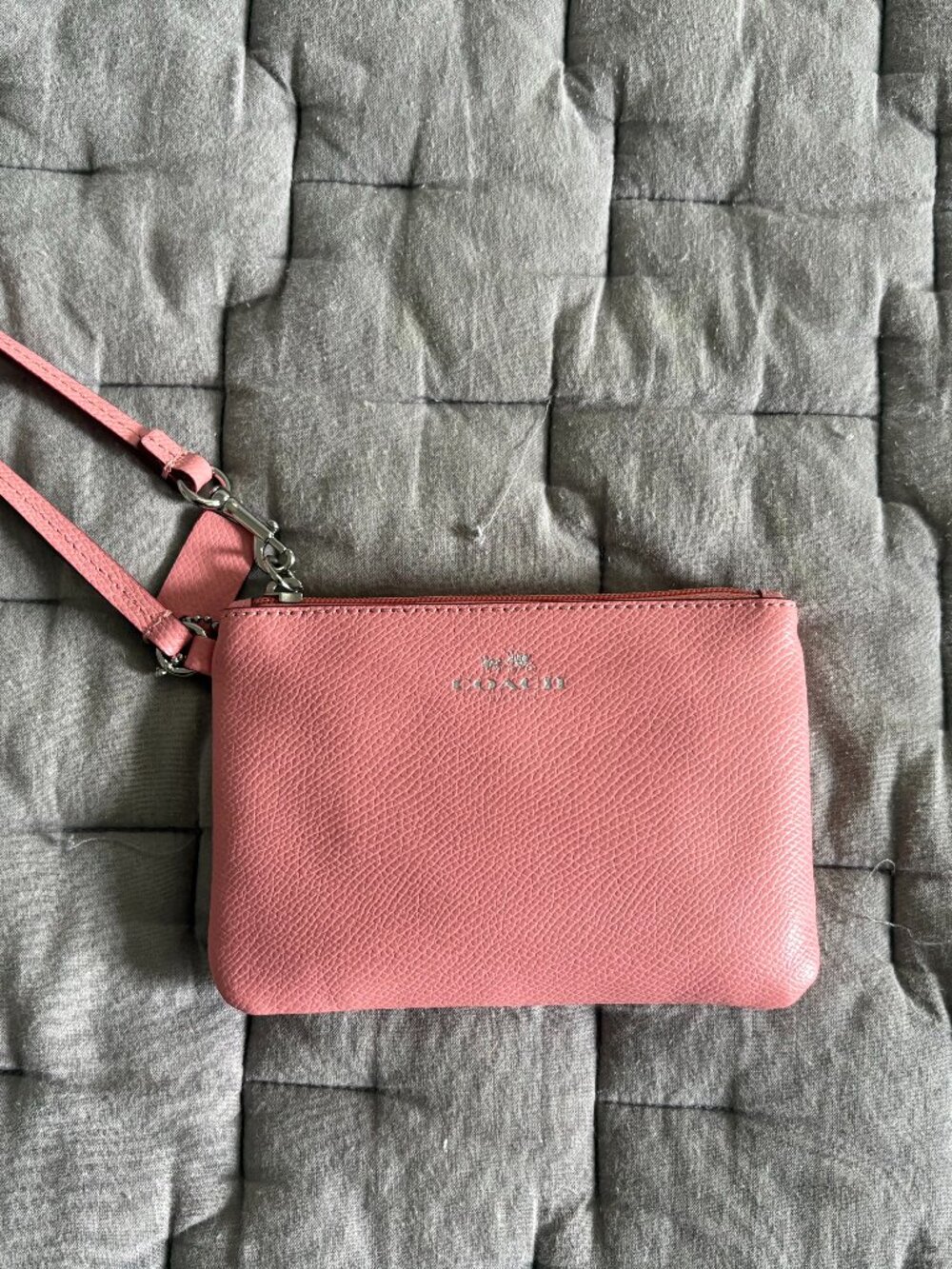 Coach Small Wristlet - Pink